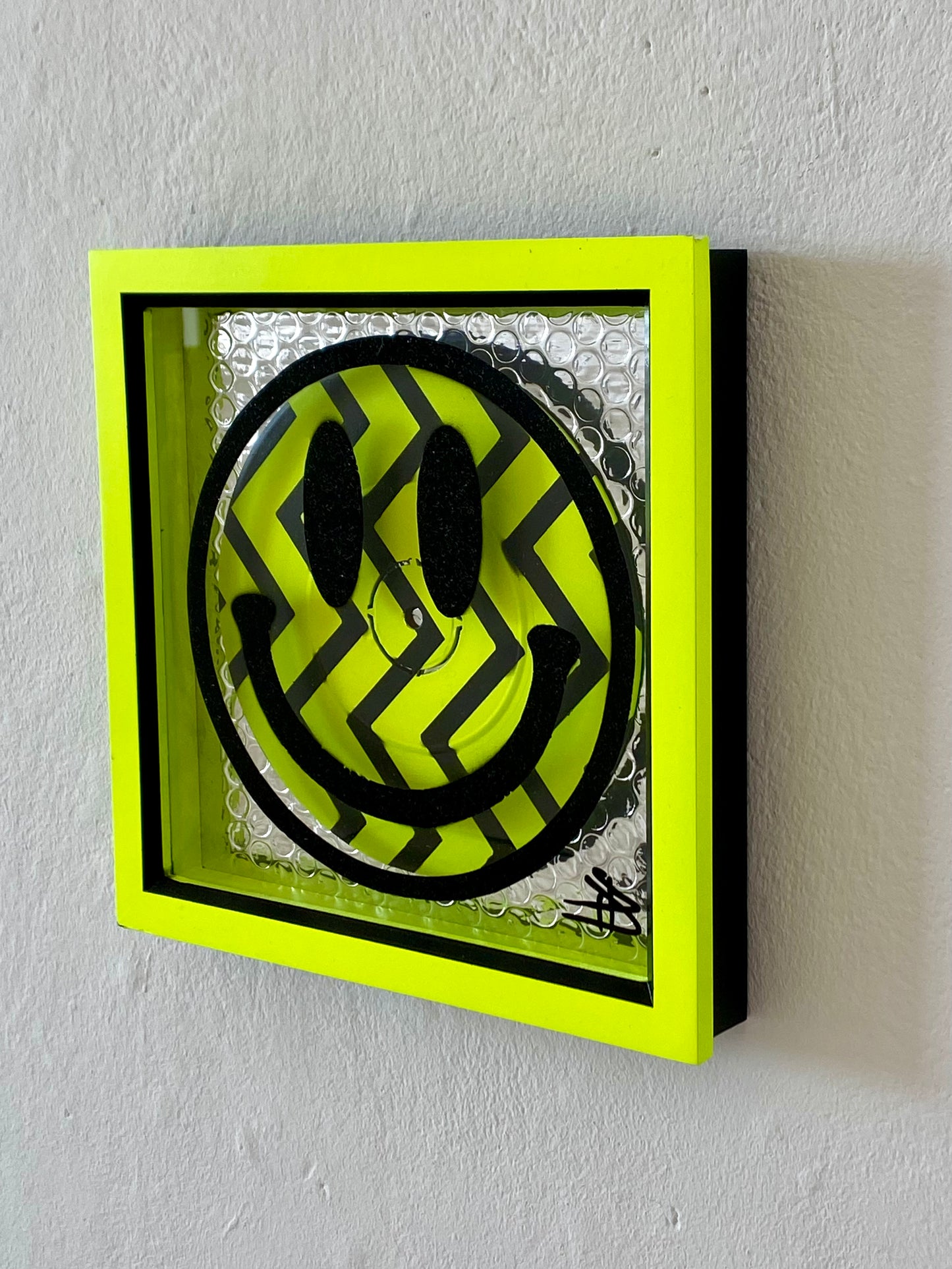 Junior Acid Vinyl Junkie - Neon Zig Zag 1