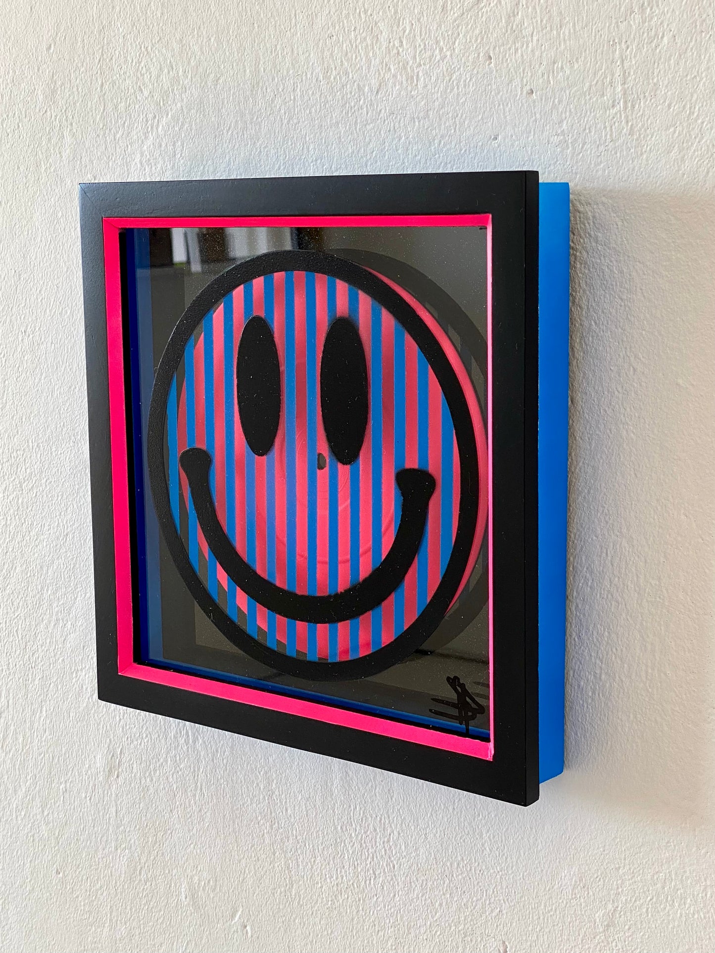 Junior Acid Vinyl Junkie - Pink and blue stripes